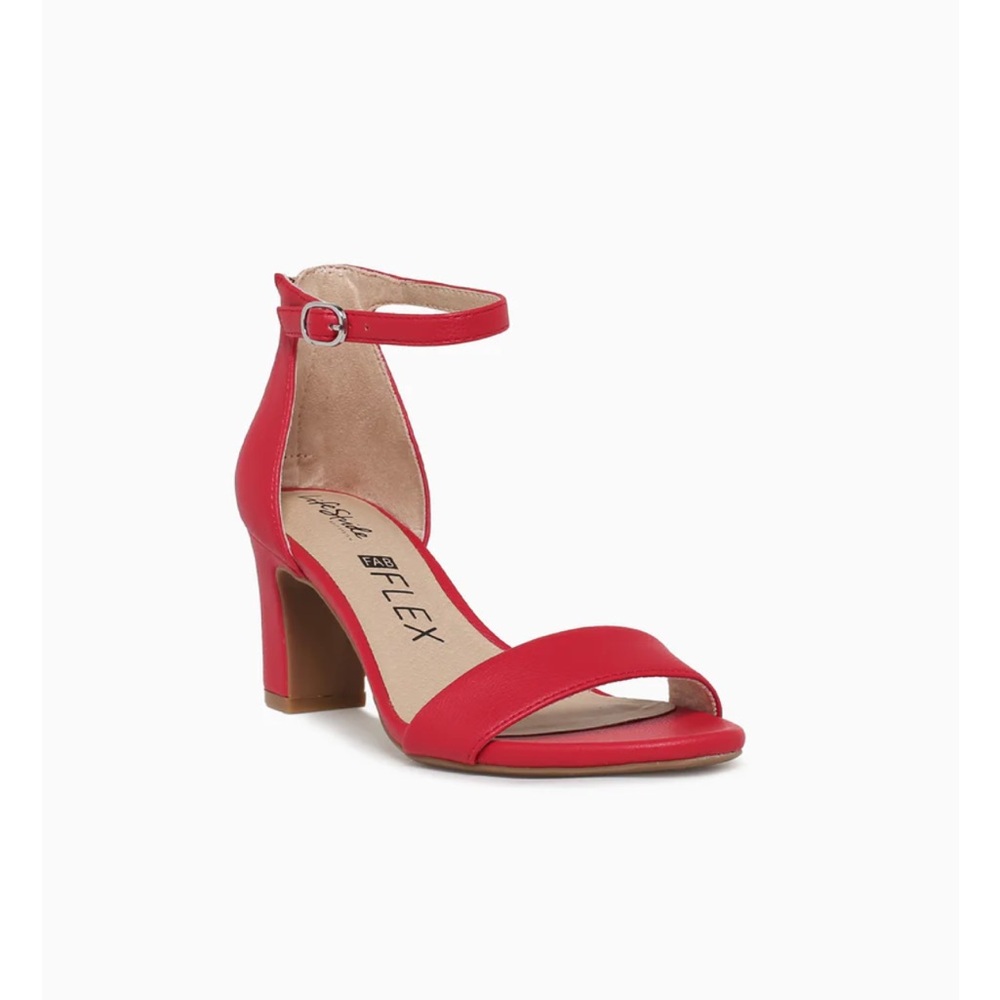 NWOT Life Stride Florence Fire Red Pleather Block Heels Size 11